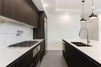 7510 SW 100th St in Pinecrest, FL - Building Photo - Building Photo