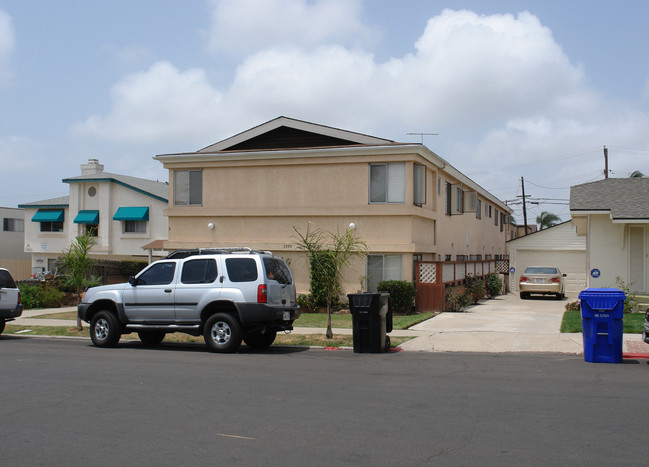 3970 Idaho St in San Diego, CA - Foto de edificio - Building Photo