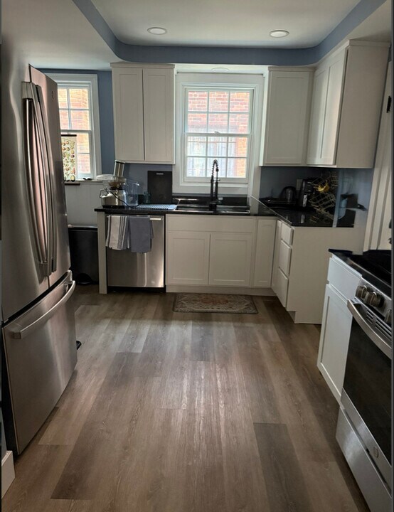 19442 Winslow Rd in Shaker Heights, OH - Building Photo