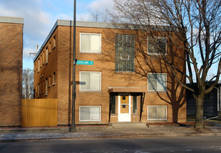 643 Cleveland Ave S in St. Paul, MN - Building Photo - Building Photo