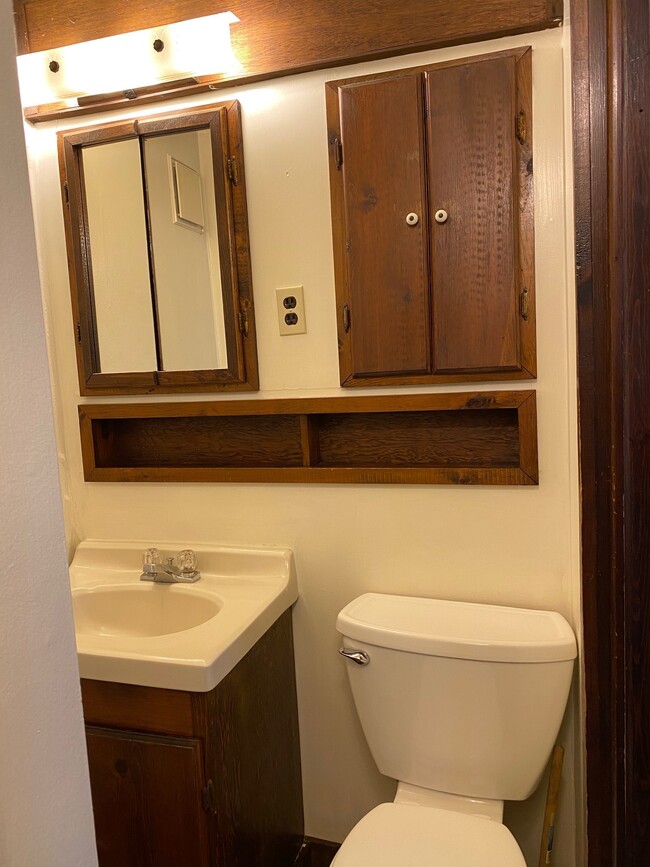 220 Washington Ave in Egg Harbor City, NJ - Building Photo - Building Photo