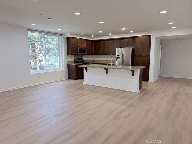 533 Rockefeller