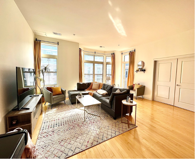 1209 N Charles St, Unit 316 in Baltimore, MD - Building Photo