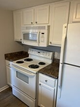 Chalet Apartments in Gulfport, MS - Building Photo - Building Photo