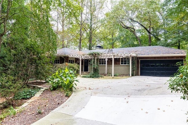 property at 3943 Lake Forrest Dr NE