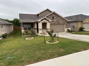204 James River Dr in Hutto, TX - Building Photo - Building Photo