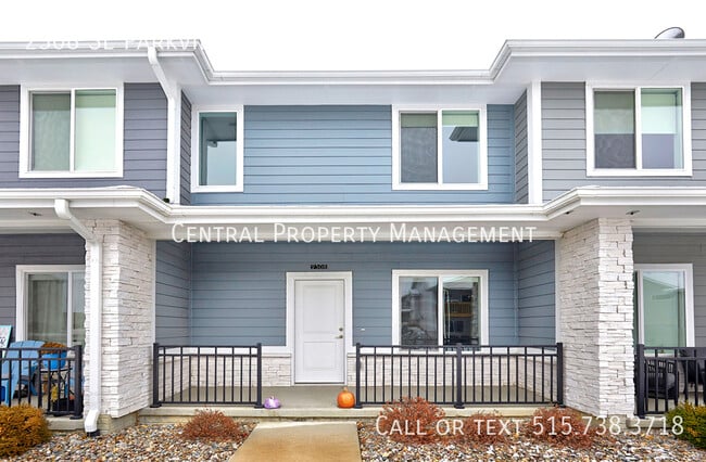 property at 2308 SE Parkview Crossing Dr