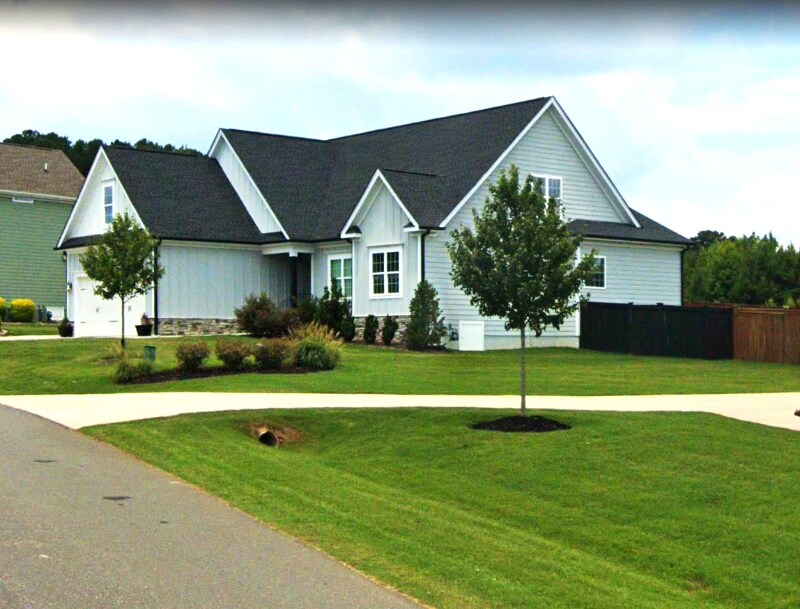 155 Meadow Lake Dr in Youngsville, NC - Building Photo