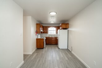 Gastel Circle Apartments in Edinburg, TX - Foto de edificio - Interior Photo