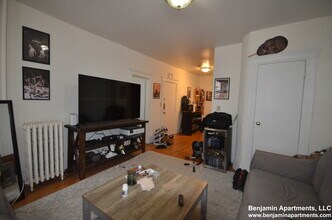 43 Joy St, Unit 1 in Boston, MA - Building Photo - Building Photo