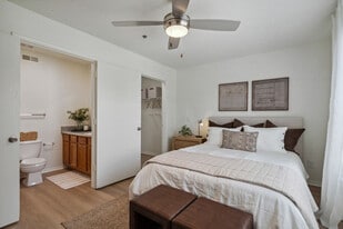 Tinker on Forty8 in Oklahoma City, OK - Building Photo