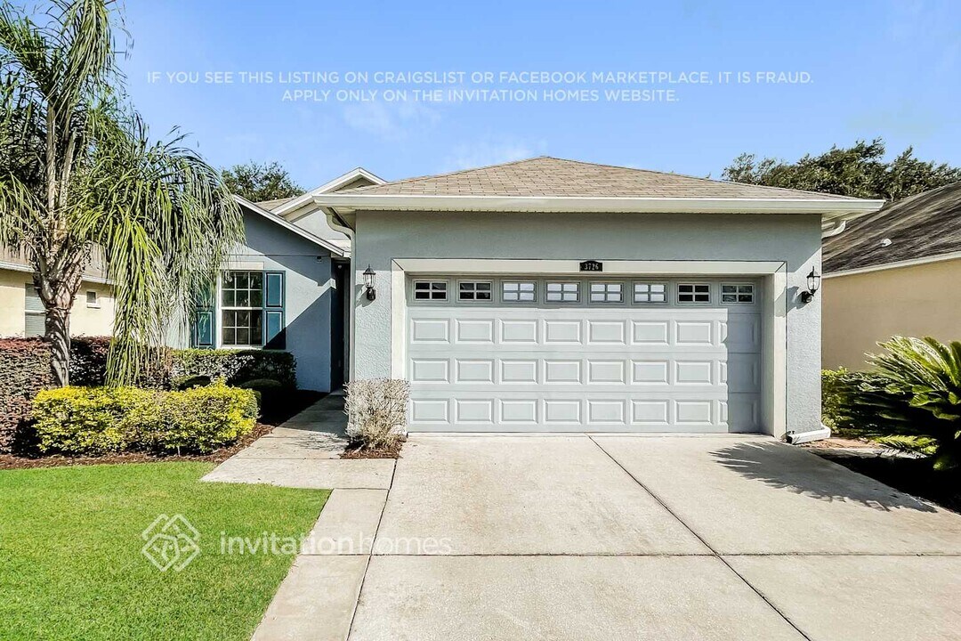 3726 Grecko Dr in Wesley Chapel, FL - Foto de edificio