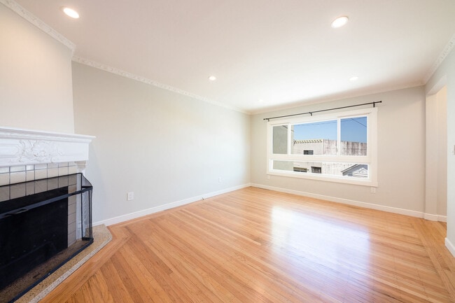 80 Alpha St in San Francisco, CA - Building Photo - Building Photo
