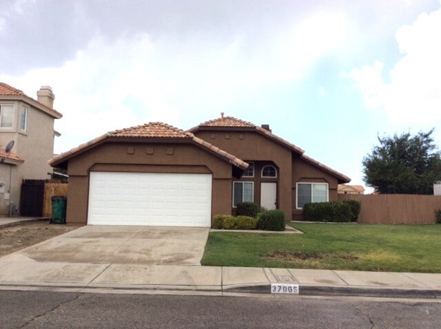 property at 37065 Pine Valley Ct