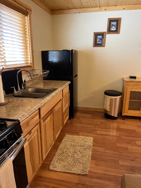 4005 Cedar Ave, Unit 4005 Cedar Ave. 3 in South Lake Tahoe, CA - Building Photo - Building Photo