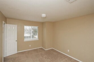5786 Firethorn Dr in Dallas, TX - Building Photo - Building Photo