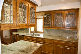 6044 Mossbank Dr in Rancho Palos Verdes, CA - Building Photo - Building Photo