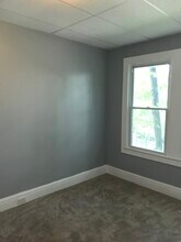 1028 Clay Ave, Unit #B in Scranton, PA - Foto de edificio - Building Photo