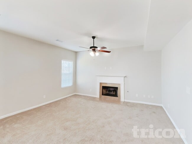 1024 Daniel Ln in Spring Hill, TN - Building Photo - Building Photo