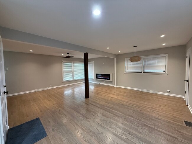 6215 S Monitor Ave in Chicago, IL - Building Photo - Building Photo