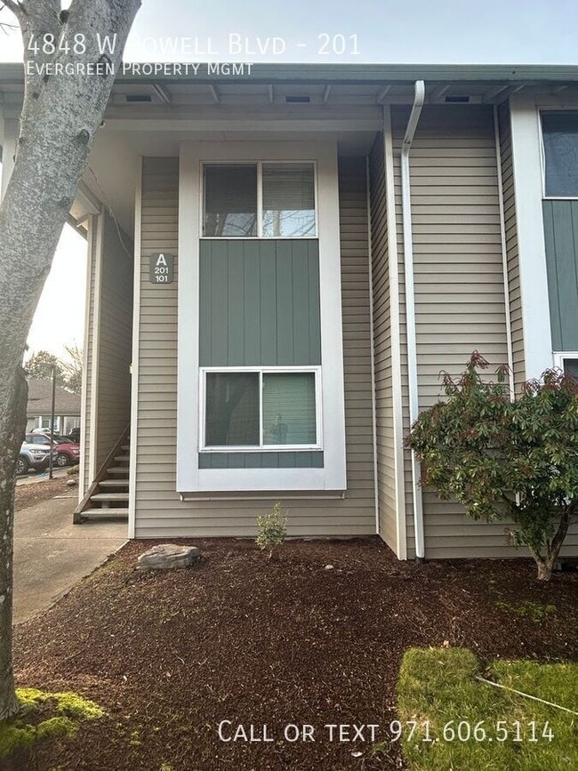 4848 W Powell Blvd in Gresham, OR - Building Photo - Building Photo