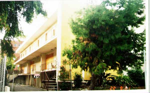 13952 Moorpark Ave in Sherman Oaks, CA - Building Photo - Building Photo