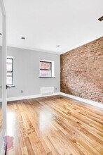 939 2nd Ave, Unit 2 in New York, NY - Building Photo - Building Photo