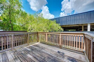 1729 Reinerman St in Houston, TX - Building Photo