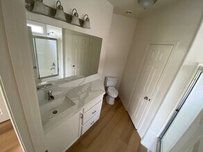 9818 Bossa Nova Ct in Bakersfield, CA - Building Photo - Building Photo