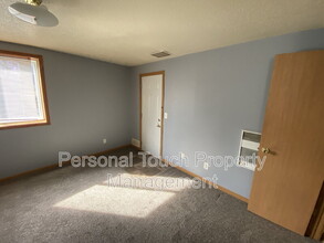 1009 13th Ave N in Fargo, ND - Building Photo - Building Photo