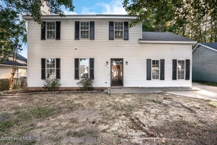 Room in House on Sara Dr in Nashville, NC - Building Photo