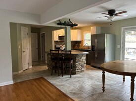 2494 Riceville Rd in Asheville, NC - Building Photo