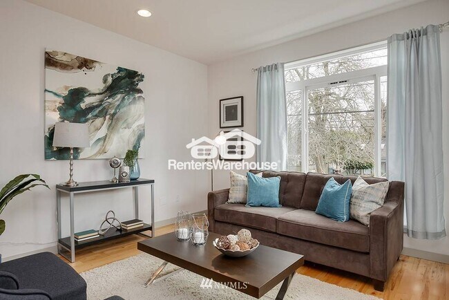 10361 Ashworth Ave N in Seattle, WA - Building Photo - Building Photo