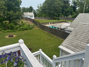 51 High St in Uxbridge, MA - Building Photo - Building Photo