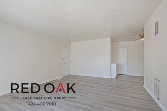 1327 Laurel Ave in West Hollywood, CA - Building Photo - Building Photo