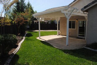 1630 Begonia Ct in Rocklin, CA - Building Photo - Building Photo