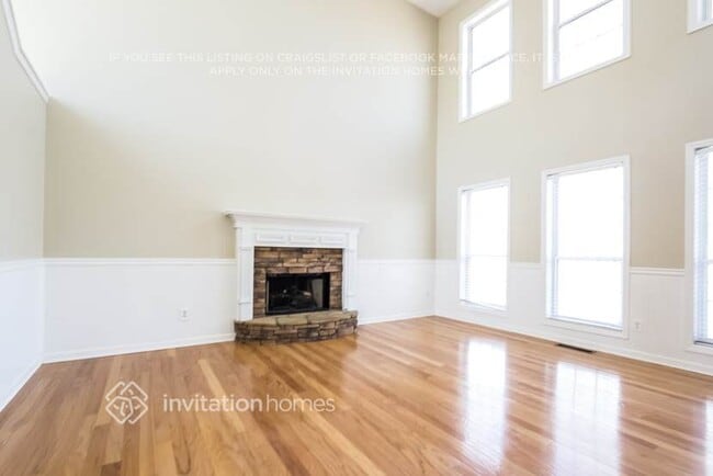 6935 N Glen Dr in Cumming, GA - Building Photo - Building Photo