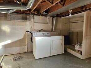 414 Adams Ave in Omro, WI - Building Photo - Building Photo