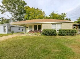 1522 Earl St in Shreveport, LA - Building Photo