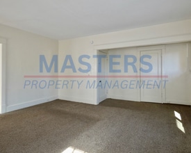 4113 N Lockwood Ave in Toledo, OH - Building Photo - Building Photo