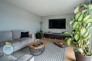 2310 N Harlem Ave in Elmwood Park, IL - Building Photo