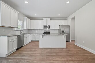 33 North St in Canton, GA - Building Photo - Building Photo