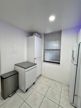 100 NW 76th Ave, Unit 302-2 in Plantation, FL - Building Photo - Building Photo