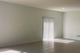 3126 Totem Rd in Eagle Lake, FL - Building Photo - Building Photo