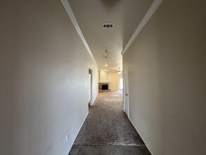 7349 100th St in Lubbock, TX - Building Photo - Building Photo