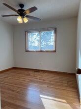 580 N State St in Hampshire, IL - Building Photo - Building Photo