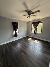 1806 Deer Park Ave in Deer Park, NY - Building Photo - Building Photo