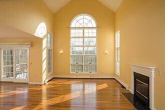 21 Hoose Blvd in Fishkill, NY - Building Photo - Building Photo