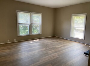 522 Fleming St in Howell, MI - Building Photo - Building Photo