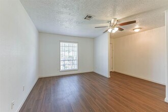 12002 Palmcroft St in Houston, TX - Building Photo - Building Photo